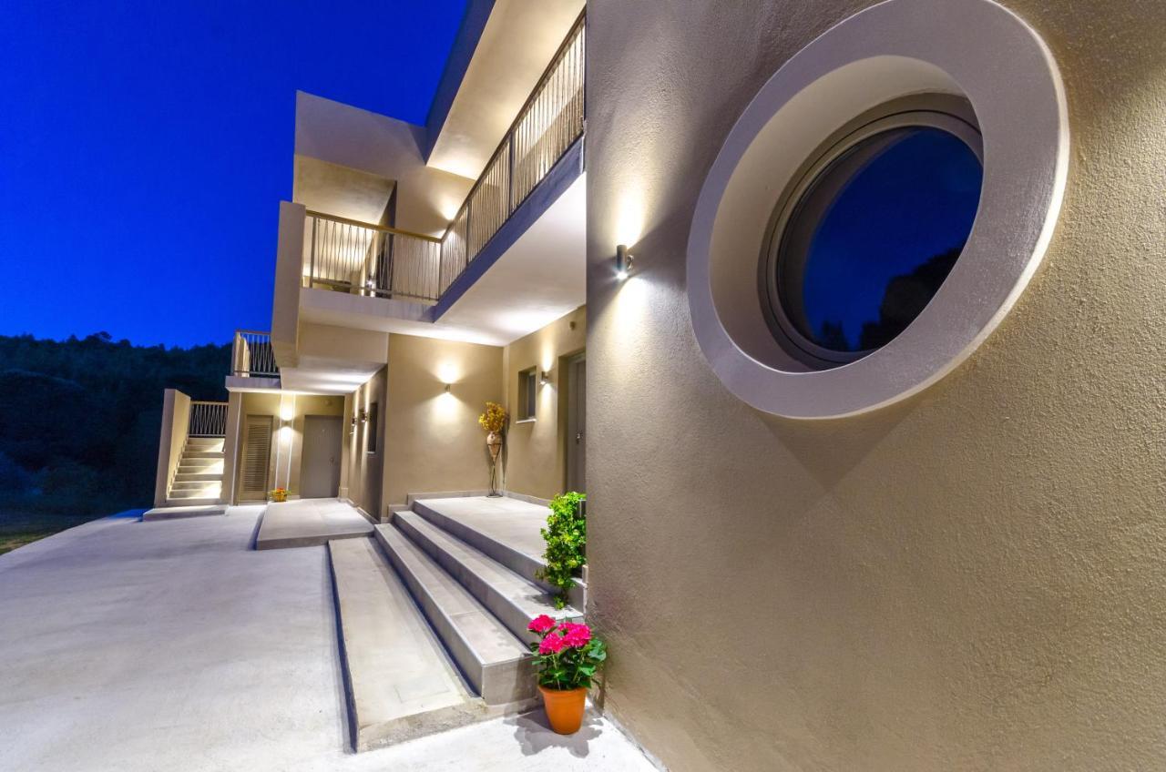 Forest Resort Suites Skiathos Troulos Dış mekan fotoğraf