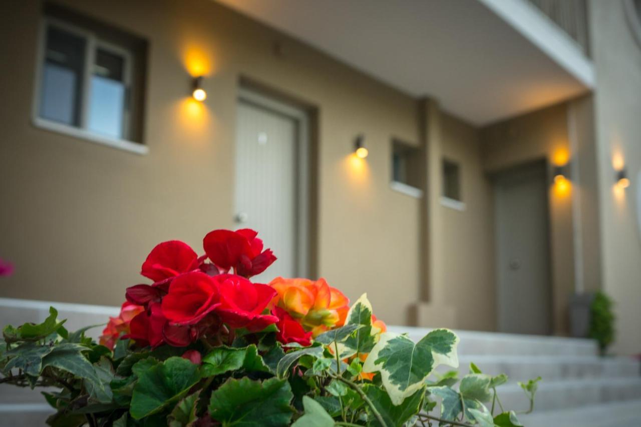 Forest Resort Suites Skiathos Troulos Dış mekan fotoğraf